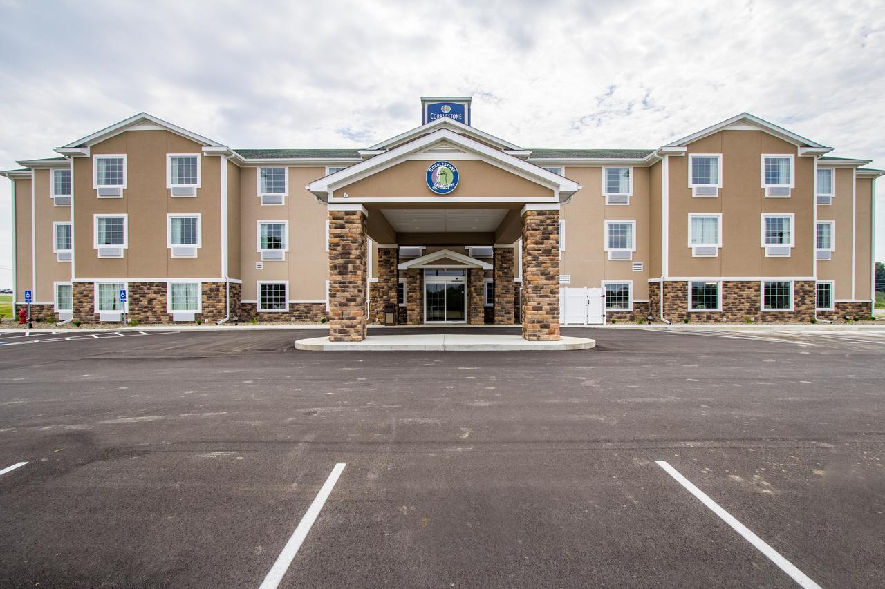 Cobblestone Hotel & Suites - Hutchinson Exterior foto